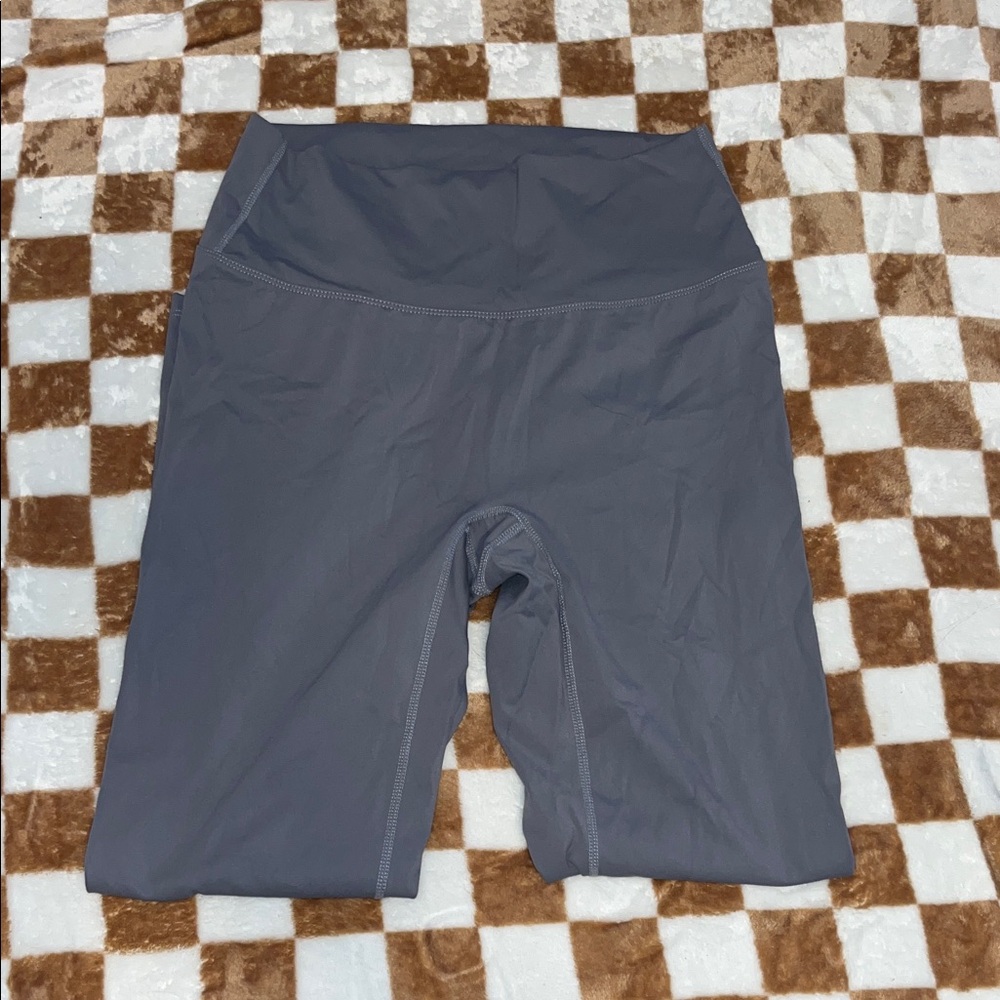 Gray High-Waisted Leggings
